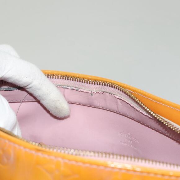 LOUIS VUITTON Monogram Vernis Houston Bag Marshmallow Pink M91302 - Picture 11 of 16